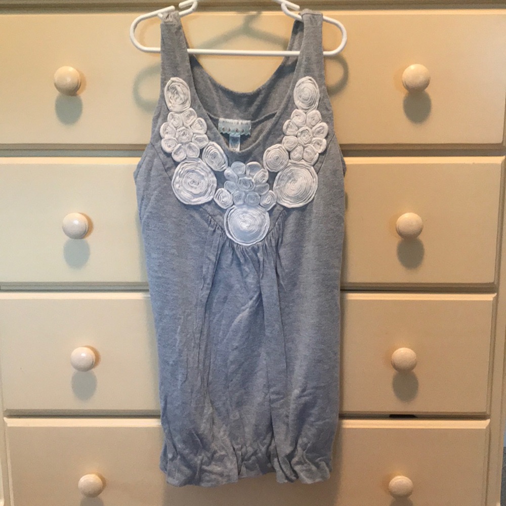 Grey tank top